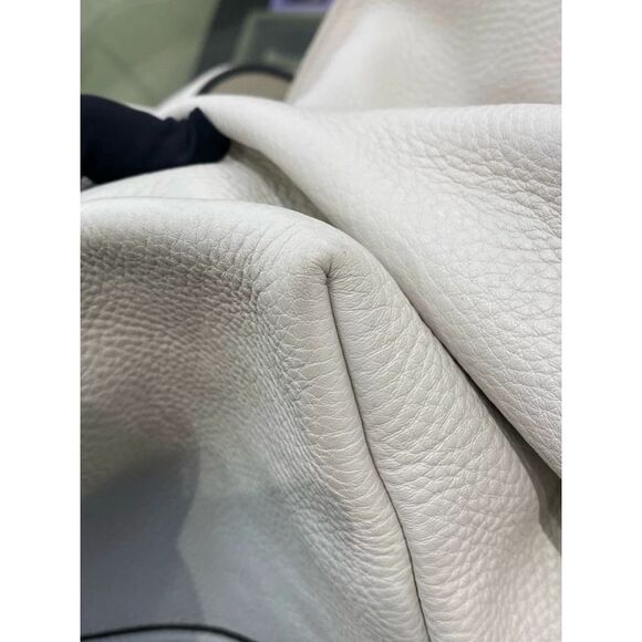 Gucci Women Pre-Loved Bag Very Good Condition - Picture 3 of 7